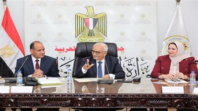 وزير التربية والتعليم يترأس اجتماع أعضاء المجلس الأعلى للأمناء والآباء والمعلمين