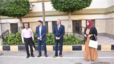 عنتر يتفقد مدارس شرق وغرب المنصورة لمتابعة انتظام العملية التعليمية 
