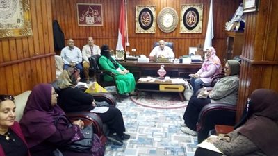 وكيل تعليم مطروح يجتمع مع موجهي عموم الأنشطة التربوية لمناقشة خطة المديرية 