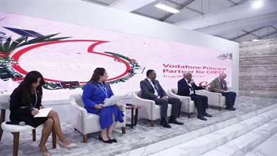 وزير التعليم يشارك فى جلسة 