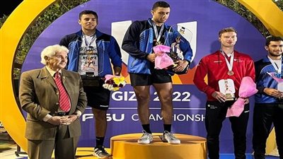 فوز مصر ببطولة العالم للجامعات للإسكواش (فردي رجال وسيدات)