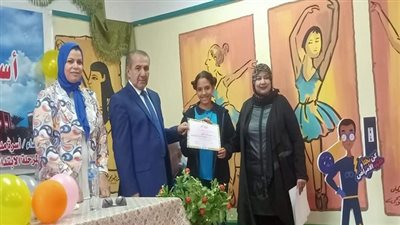 تكريم أوائل الطلبة بمدرسة أسامة الشربيني ببورسعيد