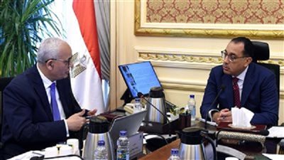 أولياء أمور طلاب الدبلومة الأمريكية يستغيثون برئيس الوزراء ووزير التعليم من زيادة مصروفات الامتحانات