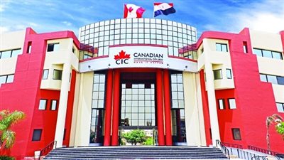 المعهد الكندي العالي  CIC  يناقش التحديات والقضايا الإعلامية في العصر الرقمي 