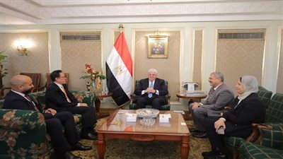 وزير التعليم العالى يلتقي رئيس مؤسسة السيفير العالمية بشأن تعزيز التعاون لدعم الباحثين المصريين