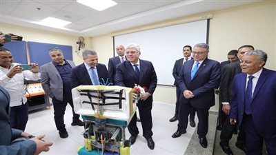 وزير التعليم العالي ومحافظ البحر الأحمر ورئيس جامعة جنوب الوادي يتفقدون فرع الجامعة بالغردقة