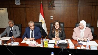 عاجل| رفع الحد الادنى للاجور الى 2700 جنيه شهريا وعلاوة دورية اعتبارًا من أول يناير 2023