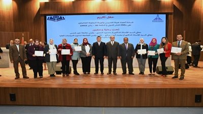 جامعة عين شمس تكرم  ( ١٠٧٨ )عضو هيئة تدريس من الحاصلين على مكافأة النشر الدولي 