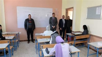 عاجل| ضبط المسئول عن تداول امتحان الإنجليزي للشهادة الإعدادية بالجيزة