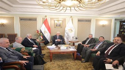 وزير التعليم العالى يلتقي وفدى الاتحاد الجغرافي الدولي والجمعية الجغرافية المصرية