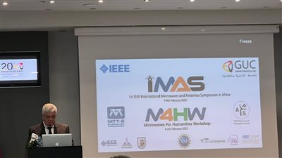 ايمن عاشور يفتتح المؤتمر الدولى الأول IEEE للميكروويف والهوائيات في افريقيا