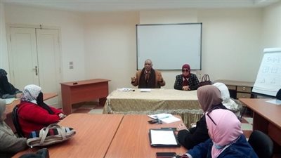  إسماعيل جاتو: مجموعات الدعم تضم أفضل معلمى مطروح في المواد الدراسية 