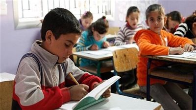 جريدة الأهرام: التعليم الفني يحول عقول التلاميذ من الاعتماد على الحفظ والتلقين إلى تشغيل الذهن