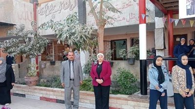 مدير تعليم القليوبية تتابع سير العملية التعليمية في مدارس إدارة الخانكة التعليمية