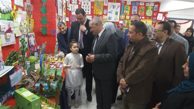 وكيل تعليم الدقهلية يفتتح معرض الأنشطة للصفوف الأولى بغرب المنصورة التعليمية