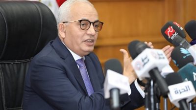 التربية والتعليم تعتمد جداول امتحانات الدور الأول للثانوية العامة