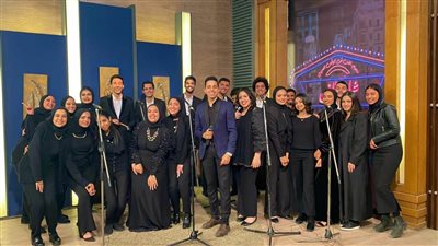  كورال أون يحظى بإشاده واسعة فى شارع الفن