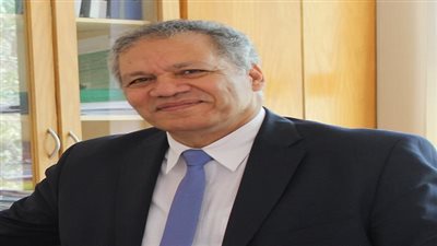 رئيس جامعة القاهرة ينعى عميد كلية الزراعة الأسبق ورئيس جامعة هليوبليس السابق