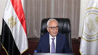 أول تعليق من وزير التربية والتعليم بشأن أساسي الراتب الخاص بالمعلمين