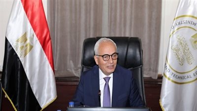 وزير التربية والتعليم ومحافظ السويس يشهدان فعاليات نهائى مسابقة أولمبياد مدارس مصر 