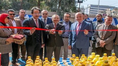 رئيس جامعة طنطا يفتتح منفذ جديد لبيع السلع الغذائية بأسعار مخفضة بكلية التربية