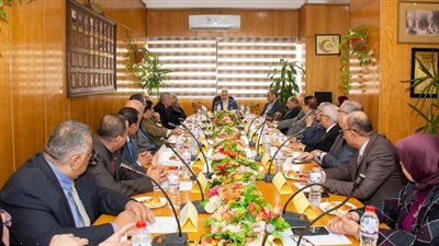 بحضور رئيس جامعة طنطا.. انعقاد مجلس كلية التجارة اليوم