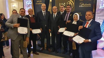  جامعة أسيوط تحتل مكانة متقدمة بين افضل عشر مراكز على مستوى الجمهورية 