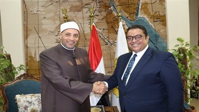 معهد إعداد القادة يستكمل البرنامج التدريبي عن تحصين الفكر