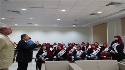 طلاب جامعة أسيوط فى زيارة لمقر الجامعة التكنولوجية 