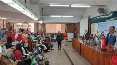 تربية رياضية بنات الزقازيق تجرى خطة إخلاء تدريبية فى حالات الطوارىء بمبني الكلية