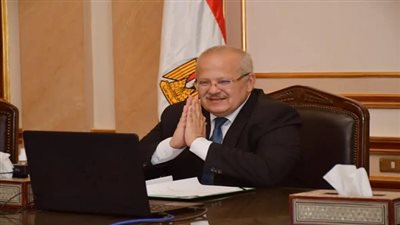 د. الخشت: كلية العلاج الطبيعى بجامعة القاهرة أول كلية بالشرق الأوسط تحصل على 3 شهادات أيزو 