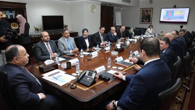 د. معيط يشهد إجراء قرعة الحج بين العاملين بوزارة المالية