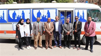 توقيع الكشف الطبي علي ٣٧٦ من منسوبي جامعة سوهاج خلال الاحتفال باليوم العالمي لطب الأسنان