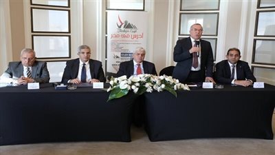 وزير التعليم العالي يجتمع بالمستشارين والملحقين الثقافيين العرب والأفارقة لبحث آليات التعاون المشترك في تطوير منظومة الطلاب الوافدين