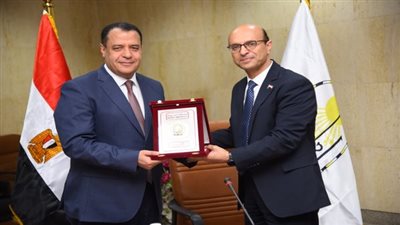 المنشاوى يترأس إجتماع مجلس جامعة أسيوط فى جلسته الدورية عن شهر مارس