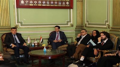 رئيس جامعة عين شمس يستقبل المستشار الثقافي بسفارة فرنسا