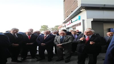 د.أيمن عاشور يلتقي بموظفي وزارة التعليم العالي والبحث العلمي