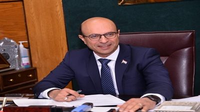 رئيس جامعة أسيوط يصدر قرارات بتعين وكيل كلية ورئيسي مجلس قسم