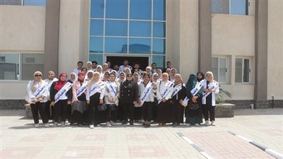 طلاب جامعة أسيوط فى زيارة لمقر المنطقة الصناعية بأسيوط الجديدة