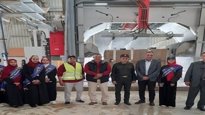 زيارة ميدانية لطلاب جامعة المنيا لمجمع مصانع الرخام والجرانيت بــ
