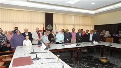 جامعة الزقازيق تكرم الأمهات المثاليات من الجهاز الإداري والخدمات المعاونة