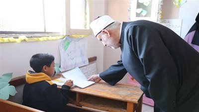 وكيل الأزهر يتفقد امتحانات النقل بلجان شمال سيناء