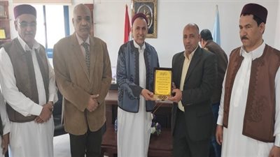 مجلس العمد والمشايخ يكرم تعليم مطروح