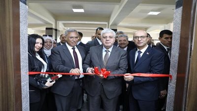 وزير التعليم العالي يفتتح فرع هيئة تمويل العلوم والتكنولوجيا والابتكار بجامعة أسيوط