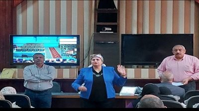 مدير تعليم القليوبية تجتمع مع مديرى مدارس إدارة بنها وطوخ للمرحلة الثانوية والإعدادية