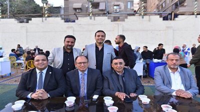 رئيس جامعة حلوان يشارك فى إفطار هندسة المطرية