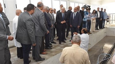 أيمن عاشور والمنشاوي يفتتحان المحلب الآلي بزراعة جامعة أسيوط