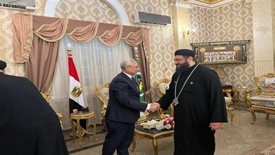 رئيس جامعة المنيا يشارك في استقبال المهنئين بعيد الفطر المبارك بديوان عام المحافظة