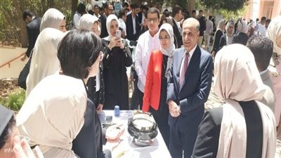 إفتتاح معرض لتكنولوجيا الصيدلية بجامعة هليوبوليس