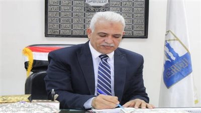 مديرية التعليم بالقاهرة تحذر من حيازة التليفون المحمول فى الإمتحانات